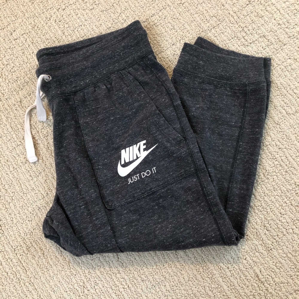 Nike joggers
